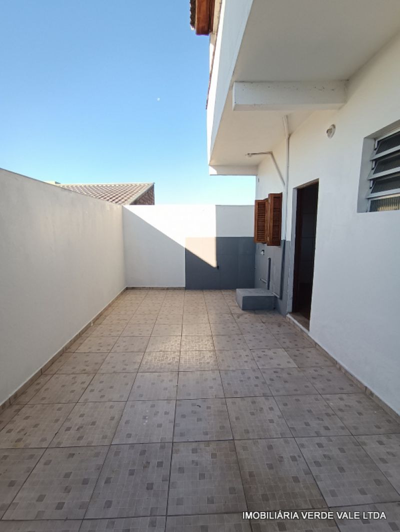APTO 2D  no bairro JARDIM ALGARVE em ALVORADA