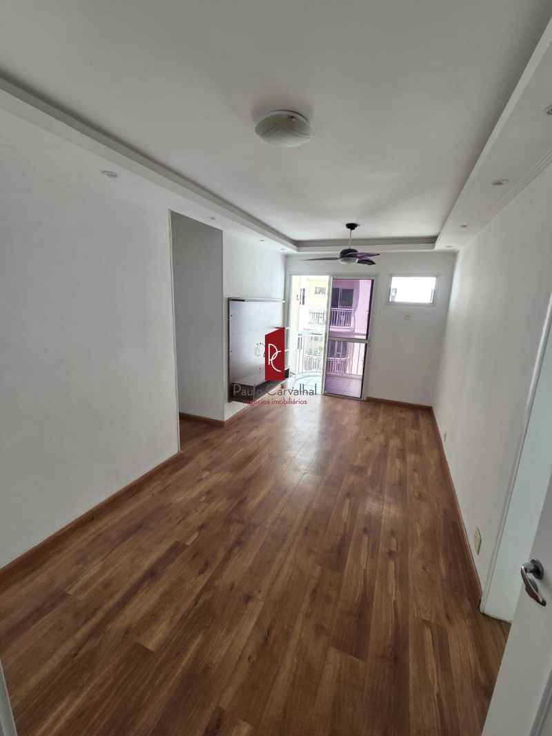 Vila Imperial - ALUGO ÃTIMO Apartamento 2Qtos, + Vaga na Garagem - Vila da Penha