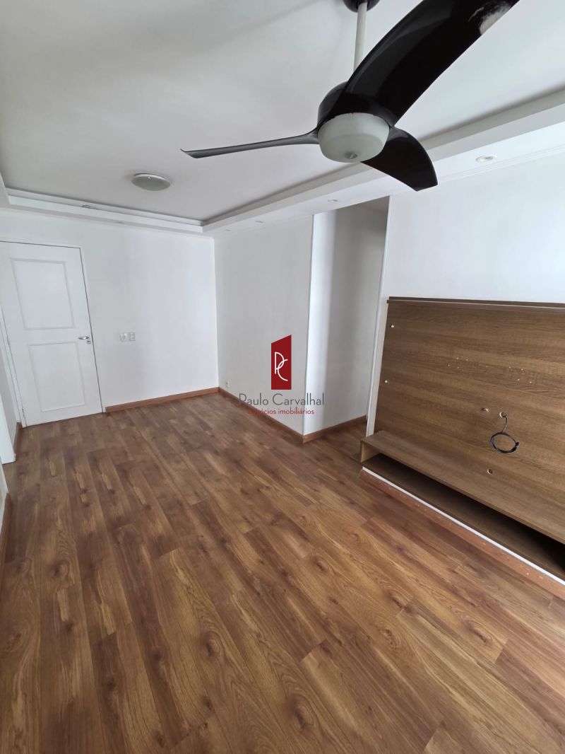 Vila Imperial - ALUGO ÃTIMO Apartamento 2Qtos, + Vaga na Garagem - Vila da Penha