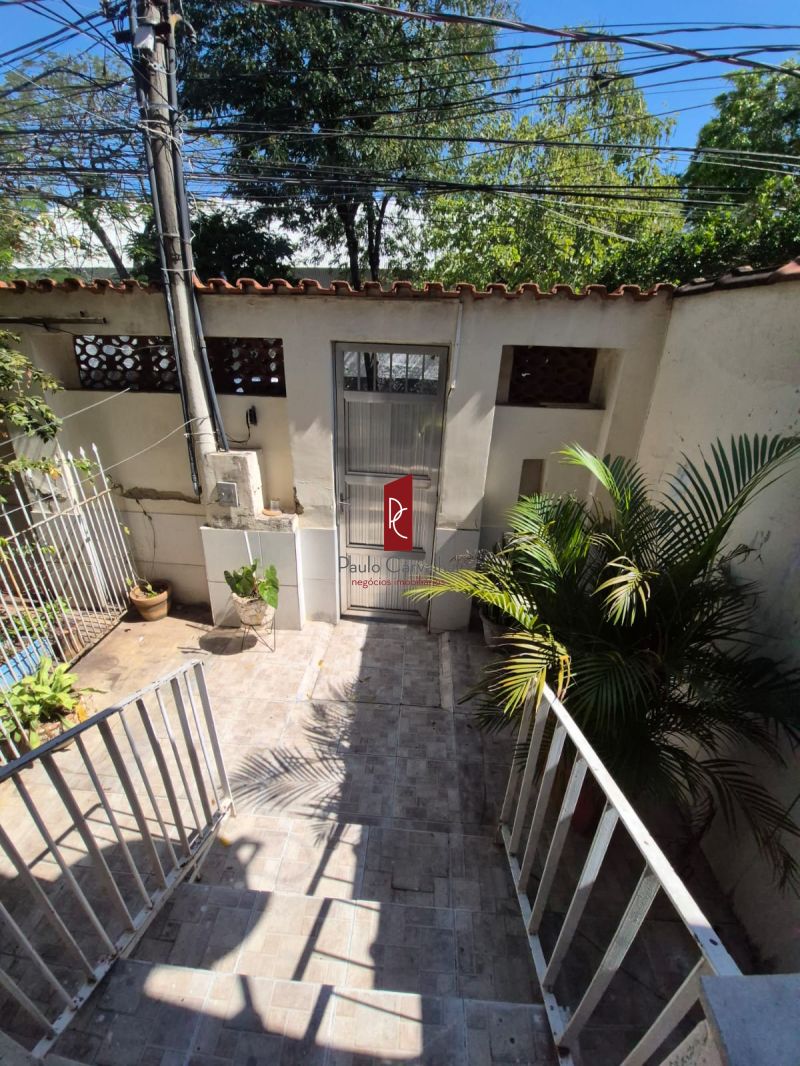 Casa de Frente em CondomÃ­nio Fechado
