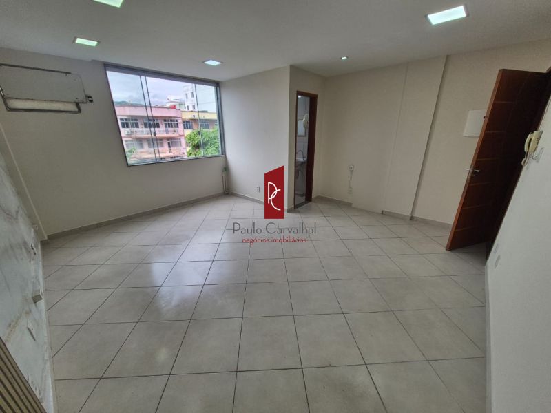 ALUGO Sala Comercial na Padre Roser, garagem + 50m2
