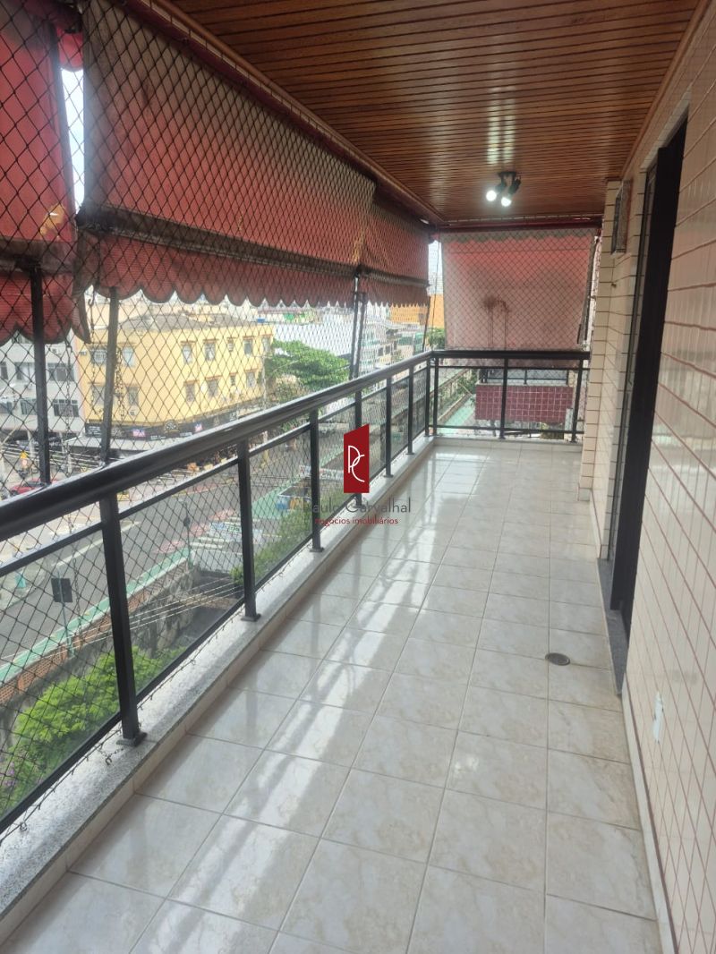 Apartamento Amplo de 3 Quartos + Varanda 