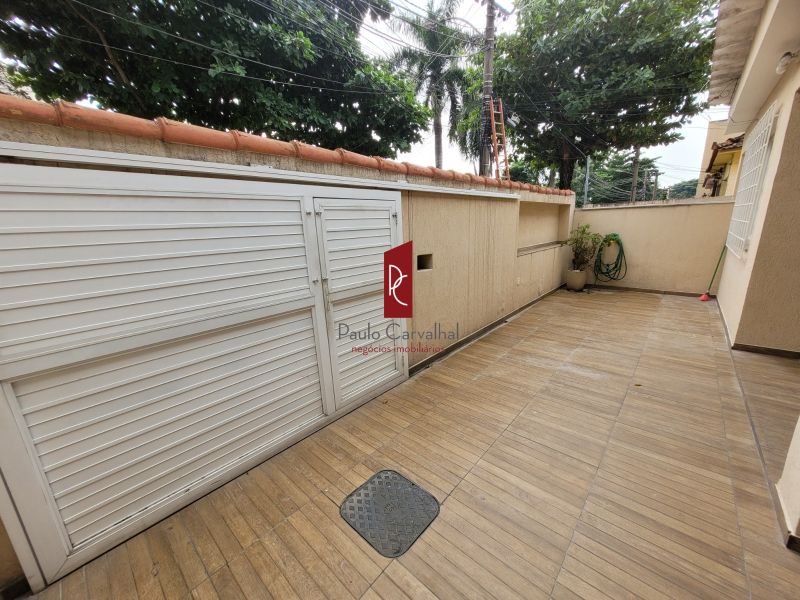 EXCELENTE CASA ALUGANDO 3 Qtos, 108m2 - VILA DA PENHA