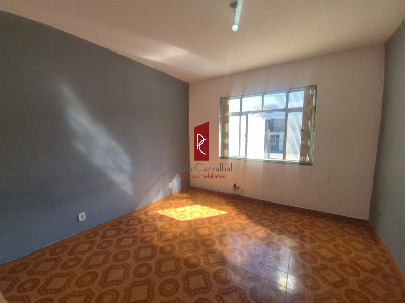 Alugo Excelente Apartamento 2Qtos + 44m2 -  Vila da Penha