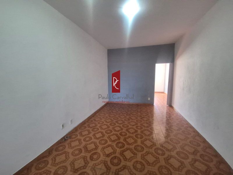 Alugo Excelente Apartamento 2Qtos + 44m2 -  Vila da Penha