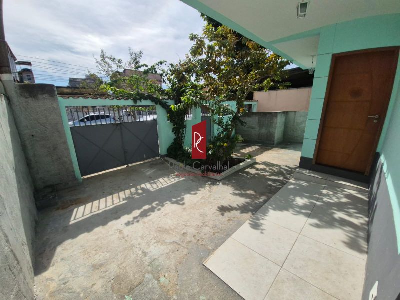 ALUGUEL de CASA 2Qtos, Suíte, 90m2 + VAGA - Vila da Penha