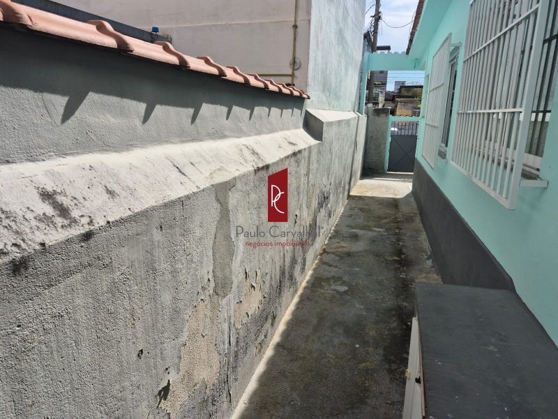 ALUGUEL de CASA 2Qtos, Suíte, 90m2 + VAGA - Vila da Penha