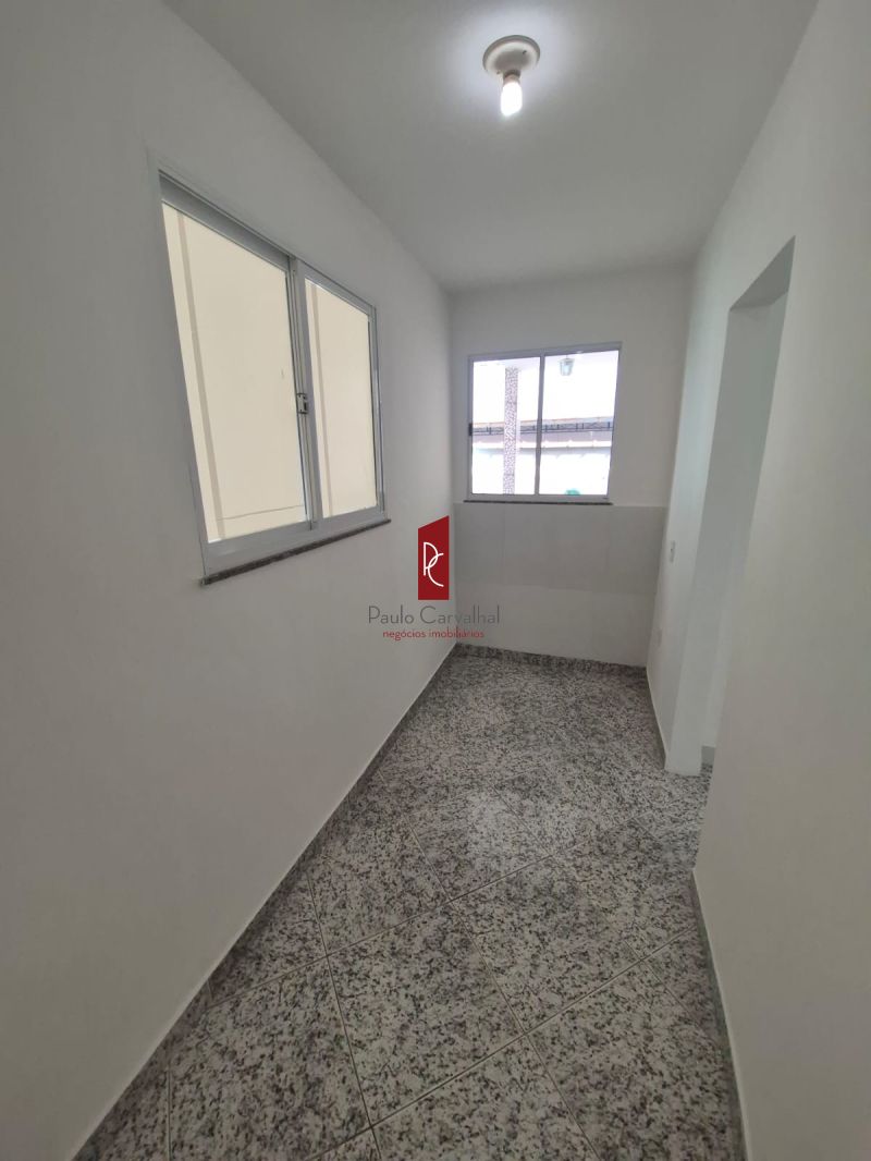 ALUGUEL de CASA 2Qtos, Suíte, 90m2 + VAGA - Vila da Penha