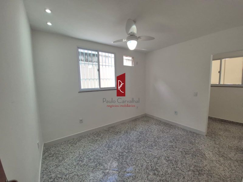 ALUGUEL de CASA 2Qtos, Suíte, 90m2 + VAGA - Vila da Penha