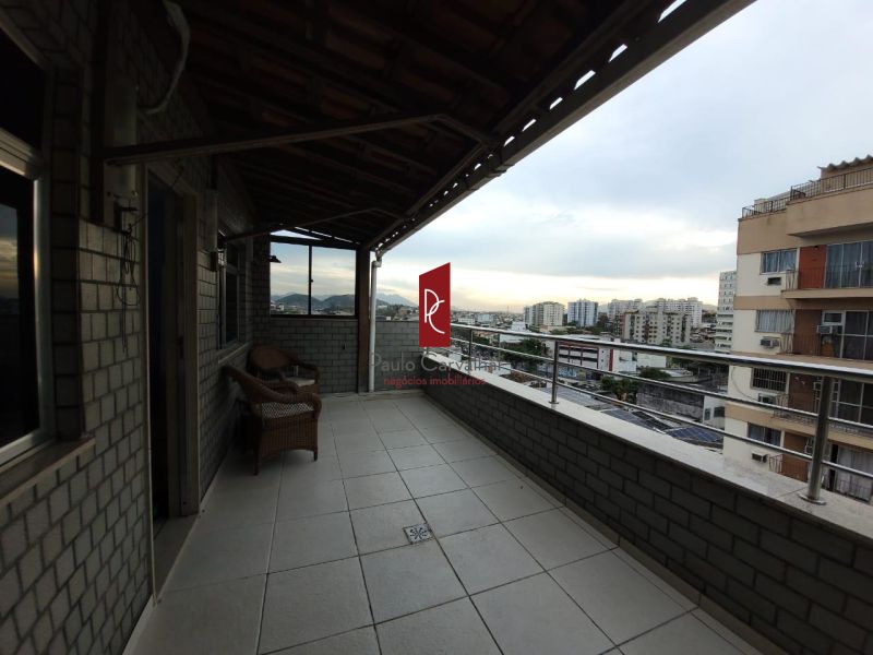ÃTIMA COBERTURA ALUGANDO 3 Qtos, 140mÂ² + DEP completa - Vila da Penha