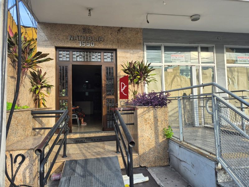 ALUGO SALA com BOM ESPAÇO localizado na Penha  Circular