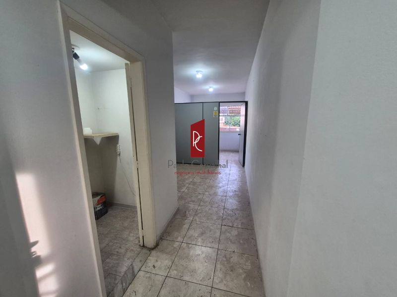 ALUGO SALA com BOM ESPAÇO localizado na Penha  Circular