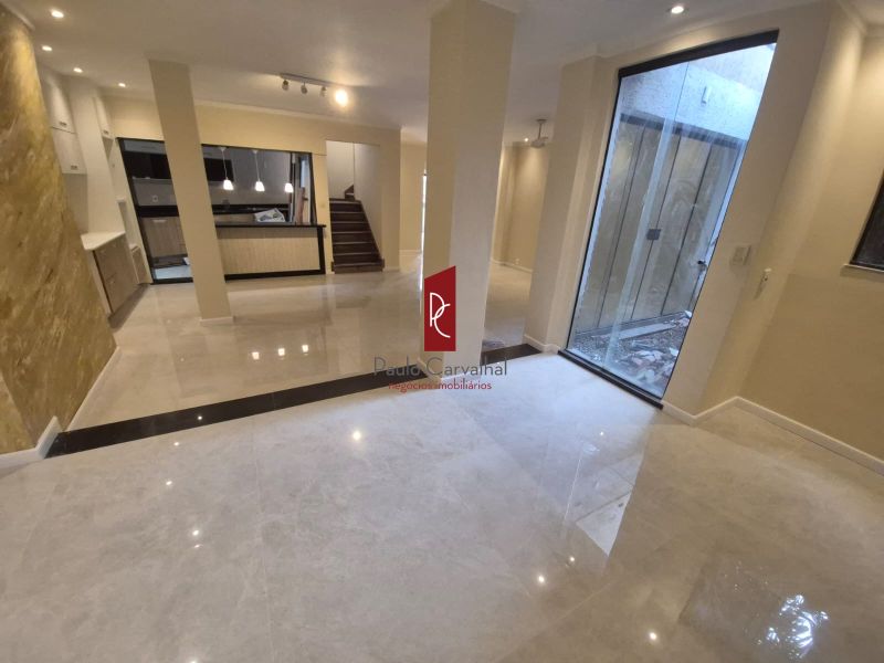 ALUGO MARAVILHOSA CASA DE 3Qtos + 1100m2