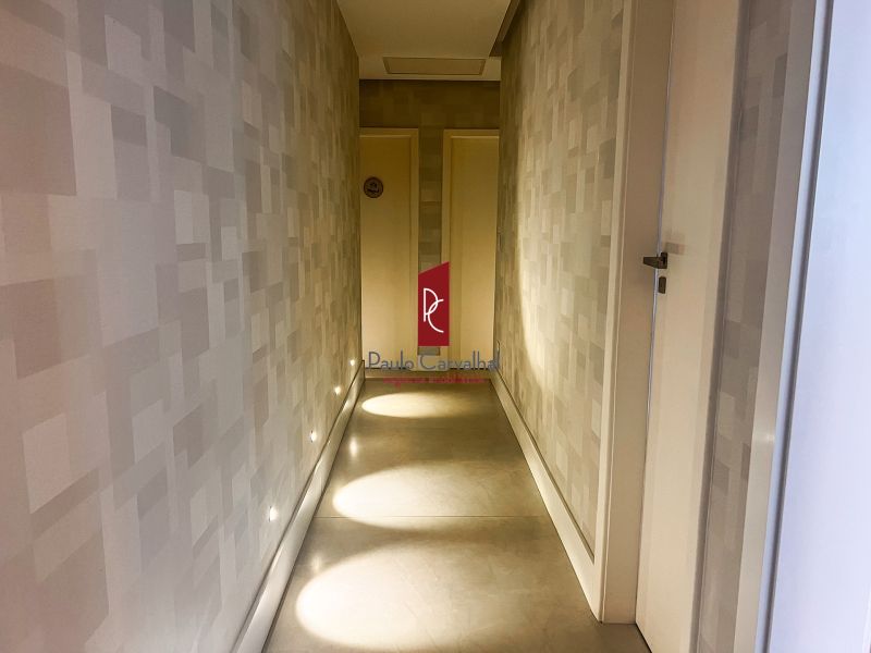 ALUGO CASA LINEAR com excelente área de lazer.