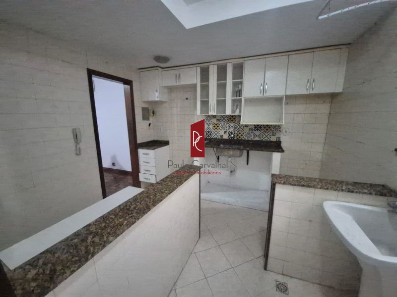 Excelente oportunidade em Vaz Lobo Com 2 Quartos. 