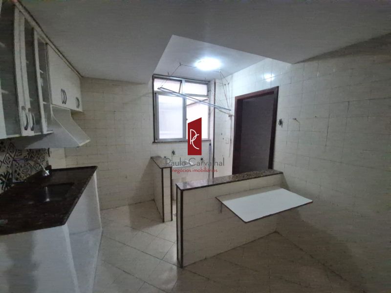 Excelente oportunidade em Vaz Lobo Com 2 Quartos. 