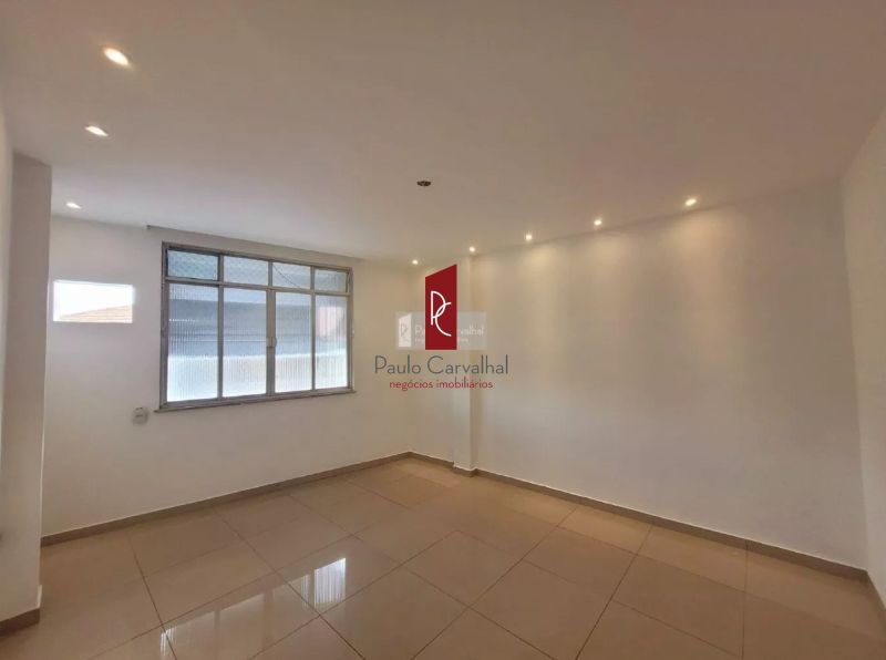 Maravilhoso Apartamento De 2 Qtos + 65 mÂ² - BrÃ¡s de Pina