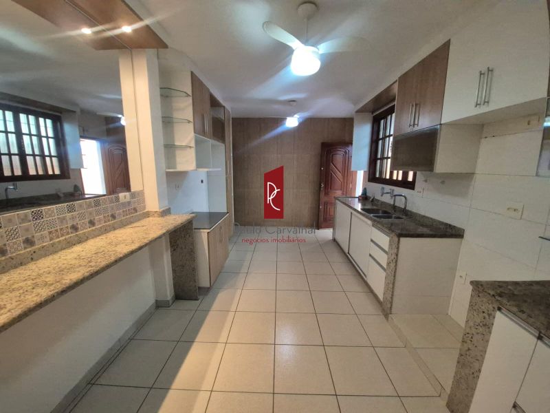 ALUGO CASA LINEAR 4 Qtos, SuÃ­te, 118mÂ² e 3 vagas de garagem - Vila da Penha