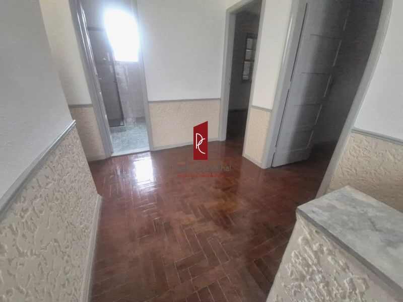 Casa EspaÃ§osa de Esquina com Excelente LocalizaÃ§Ã£o!