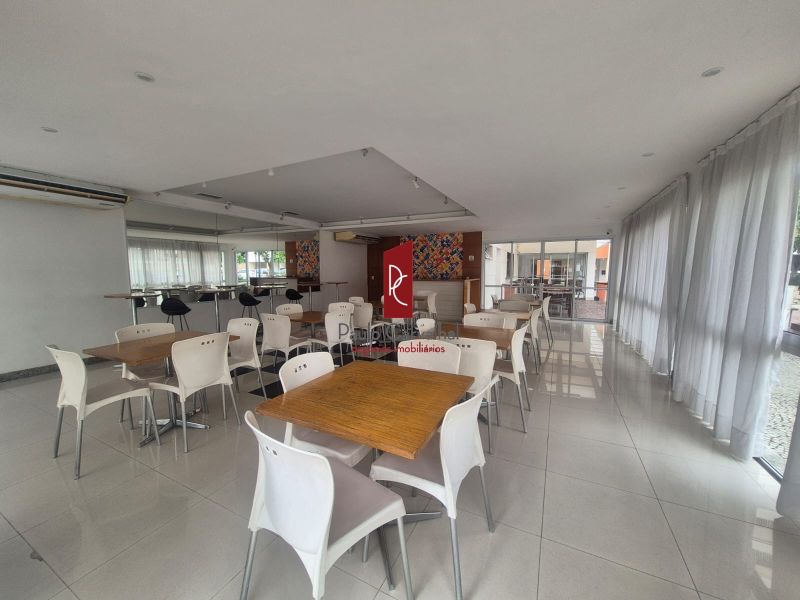 Linda Cobertura no Pátio Carioca com Área Gourmet!