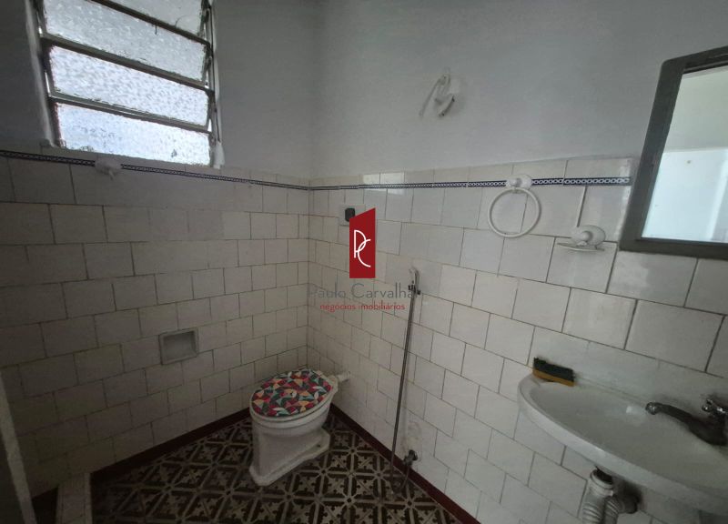 Apartamento de Frente para a Rua na Vila da Penha 