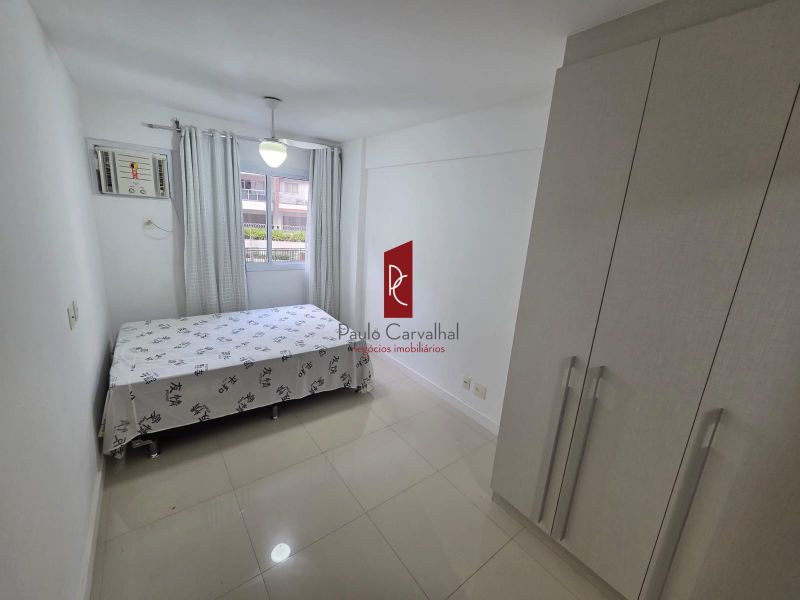 ALUGA-SE ÃTIMO APARTAMENTO 2 Qtos, SuÃ­te, 70m2, + VAGA - Recreio dos Bandeirantes