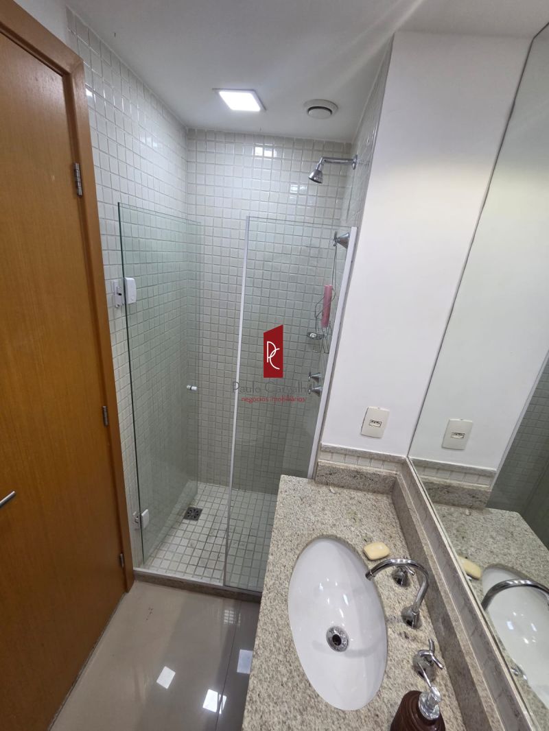 ALUGA-SE ÃTIMO APARTAMENTO 2 Qtos, SuÃ­te, 70m2, + VAGA - Recreio dos Bandeirantes