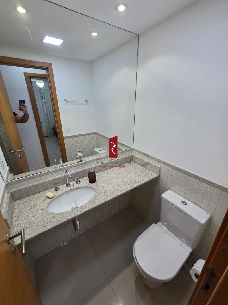 ALUGA-SE ÃTIMO APARTAMENTO 2 Qtos, SuÃ­te, 70m2, + VAGA - Recreio dos Bandeirantes