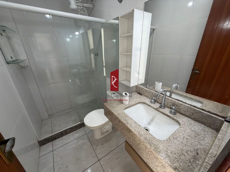 EXCELENTE CASA ALUGANDO, 3 Quartos, 80m2 +  VAGA 