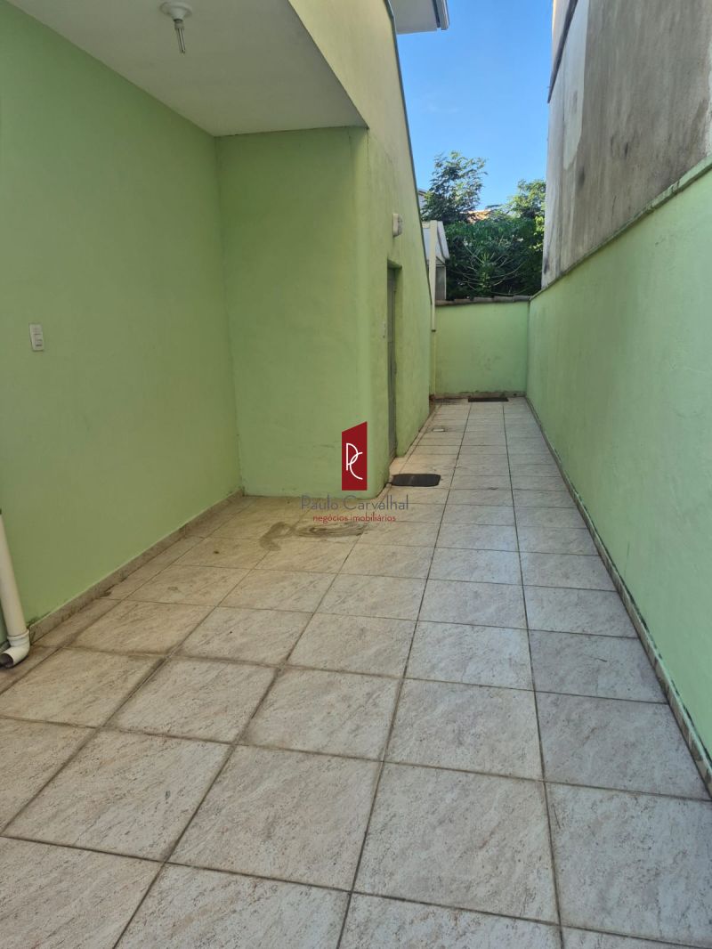 EXCELENTE CASA ALUGANDO, 3 Quartos, 80m2 +  VAGA 