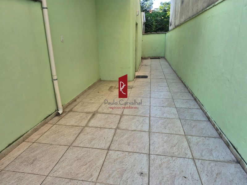 EXCELENTE CASA ALUGANDO, 3 Quartos, 80m2 +  VAGA 