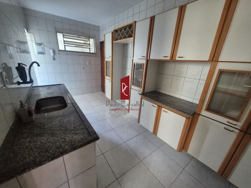 APARTAMENTO AMPLO COLADINHO AO SHOPPING CARIOCA