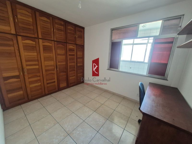 APARTAMENTO AMPLO COLADINHO AO SHOPPING CARIOCA