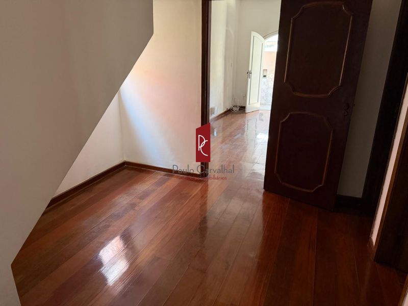 CASA ESPAÃOSA PARA LOCAÃÃO  VILA DA PENHA 