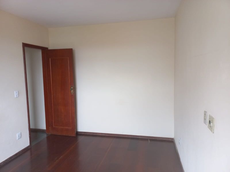 APARTAMENTO no bairro JARDIM AMÁLIA em VOLTA REDONDA