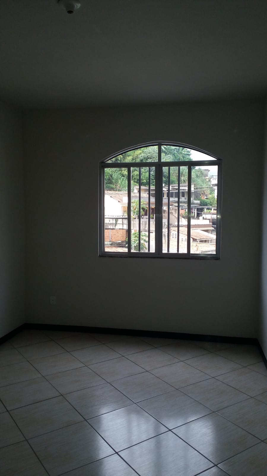 APARTAMENTO no bairro DUZENTOS E QUARENTA E NOVE em VOLTA REDONDA