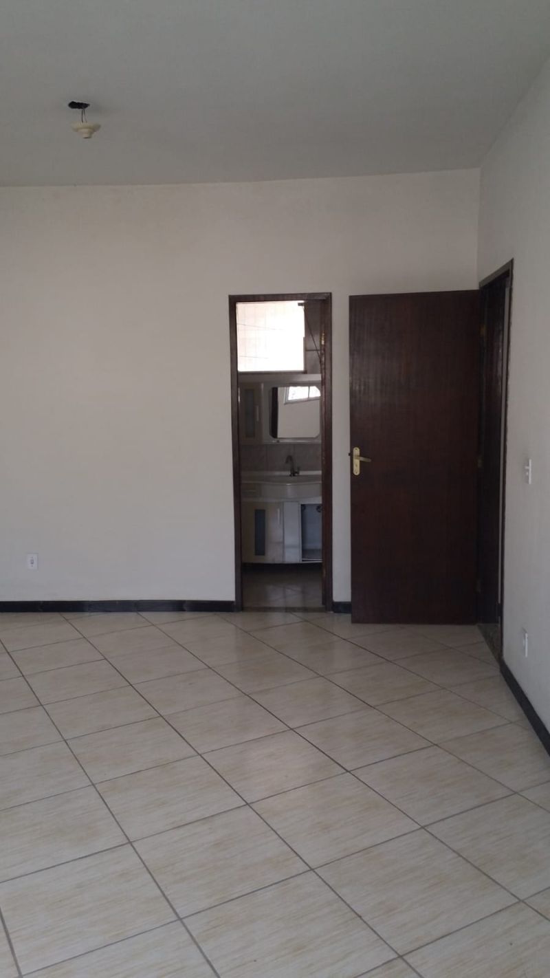 APARTAMENTO no bairro DUZENTOS E QUARENTA E NOVE em VOLTA REDONDA