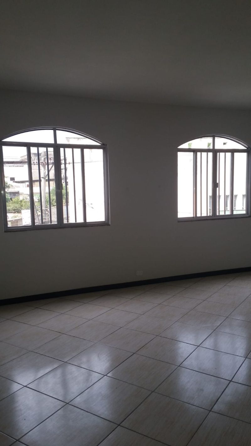 APARTAMENTO no bairro DUZENTOS E QUARENTA E NOVE em VOLTA REDONDA