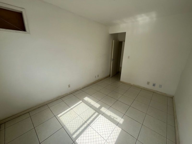 APARTAMENTO 1d  no bairro ATERRADO em VOLTA REDONDA