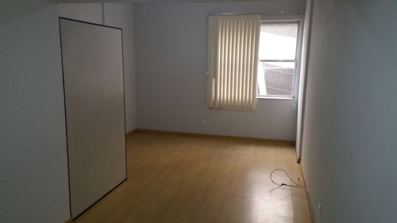 SALA COMERCIAL no bairro VILA SANTA CECÍLIA em VOLTA REDONDA