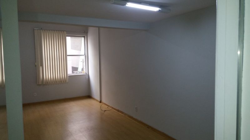 SALA COMERCIAL no bairro VILA SANTA CECÍLIA em VOLTA REDONDA