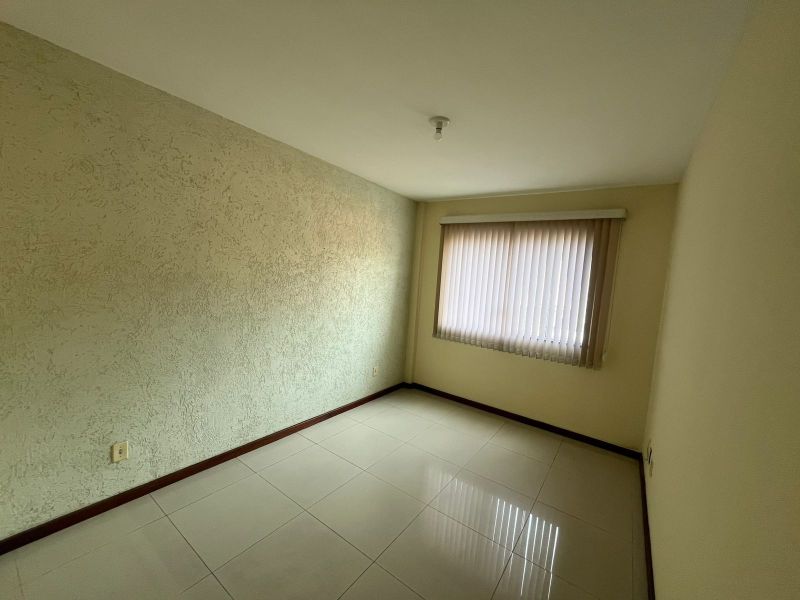 APARTAMENTO no bairro ATERRADO em VOLTA REDONDA