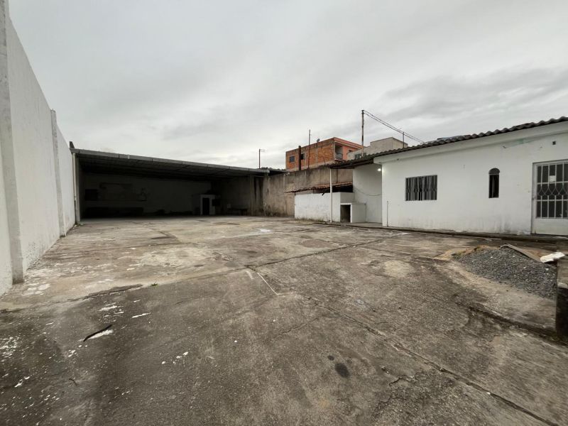 GALPO no bairro CALIFORNIA em BARRA DO PIRAI