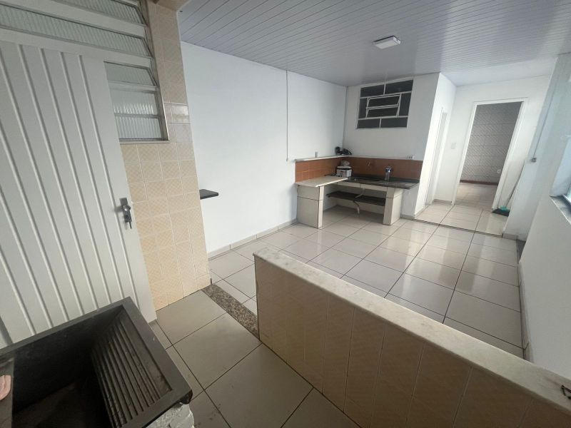 CASA no bairro SESSENTA em VOLTA REDONDA