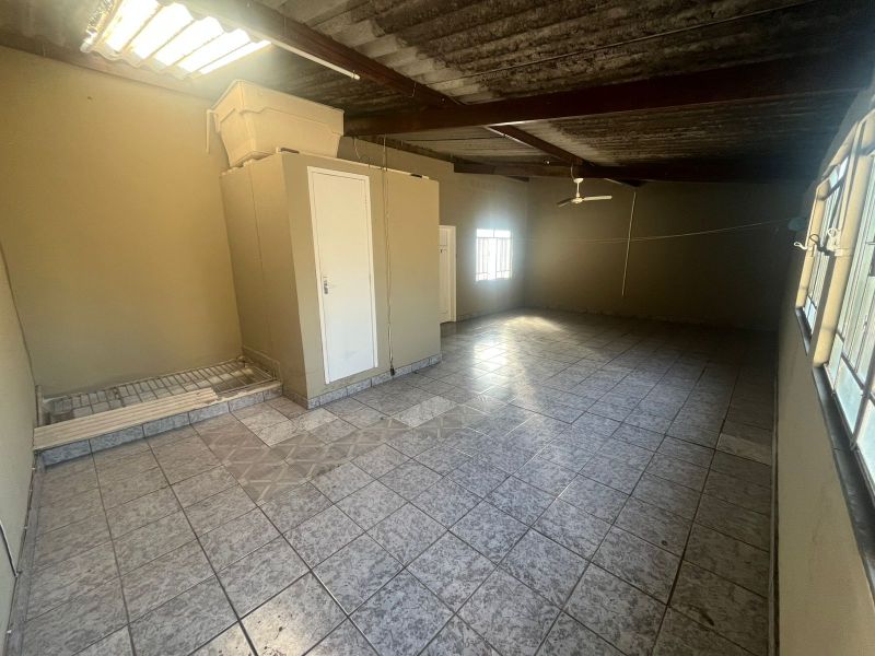 CASA no bairro SESSENTA em VOLTA REDONDA