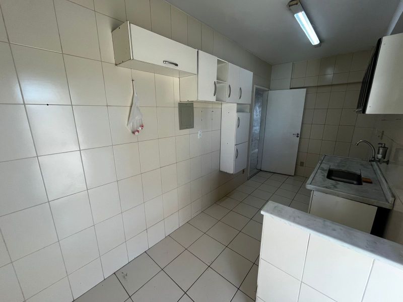 APARTAMENTO 1d  no bairro ATERRADO em VOLTA REDONDA