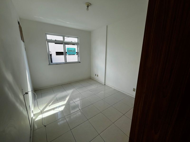 APARTAMENTO 1d  no bairro ATERRADO em VOLTA REDONDA