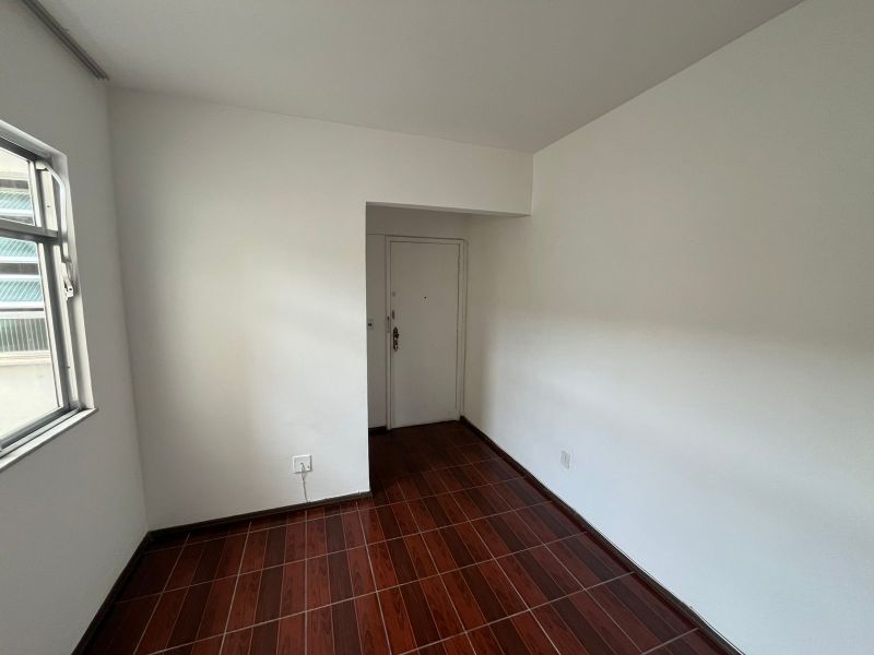 APARTAMENTO no bairro JARDIM AMÁLIA em VOLTA REDONDA