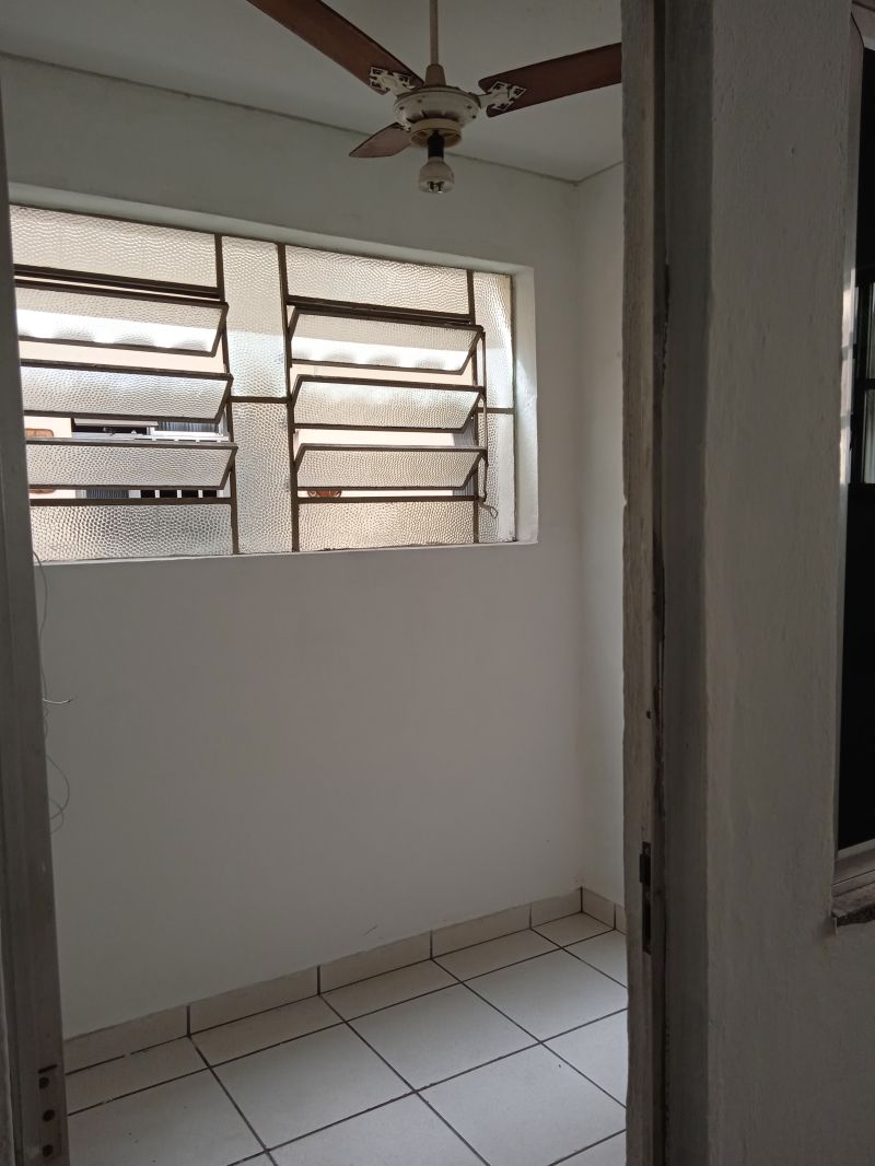 LOJA COMERCIAL no bairro ATERRADO em VOLTA REDONDA