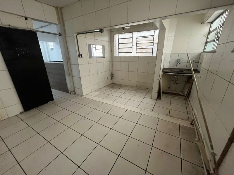 LOJA COMERCIAL no bairro ATERRADO em VOLTA REDONDA